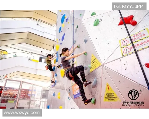 攀岩深度探索成都攀岩队如何实现边路渗透的战术创新与实践